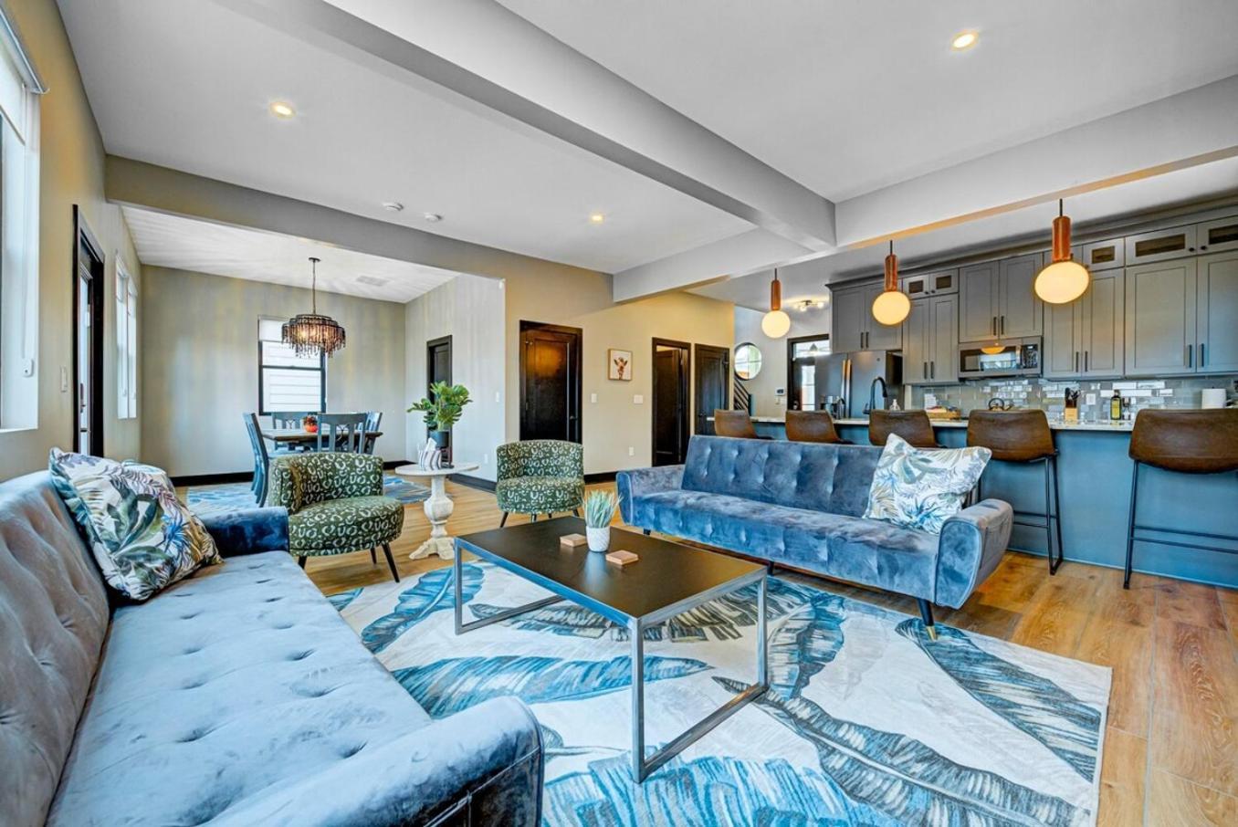 It'S All Good - Two Homes Sleeps 18 Indianapolis Bagian luar foto